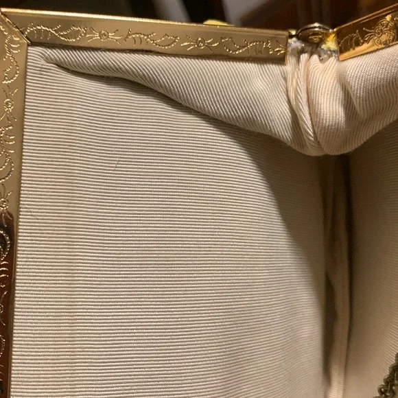 50’s 60’s VIBRANT LEMON LEATHERETTE YELLOW PURSE BAG CLUTCH,CHAIN HANDLE - Picture 13 of 16